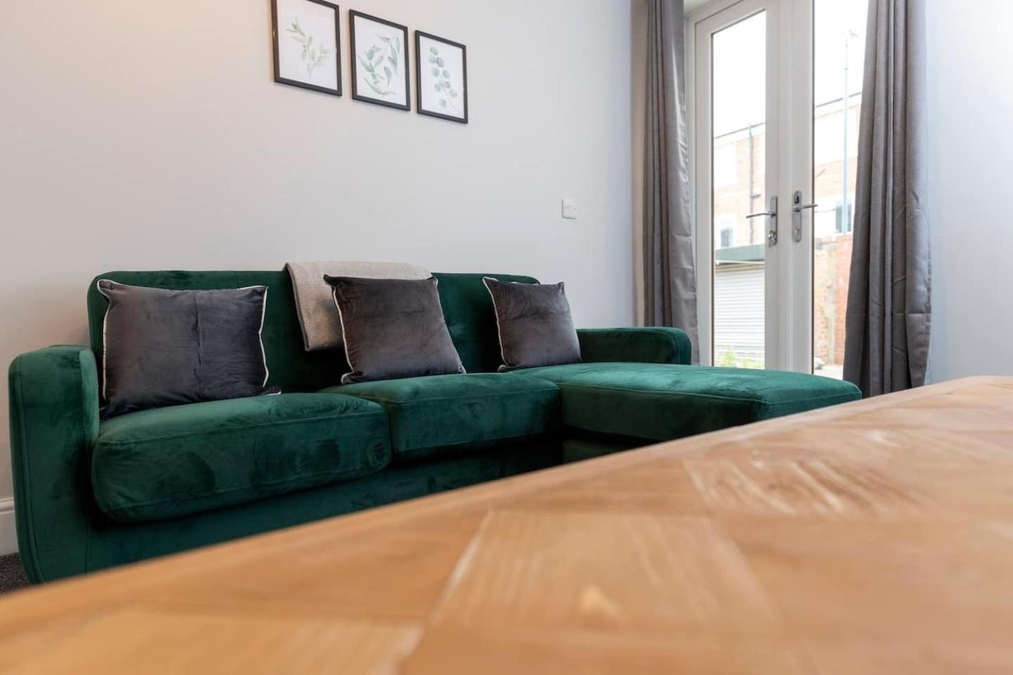 Modern 2 Bedroom Perfect For Family Friends And Workers South Shields Buitenkant foto